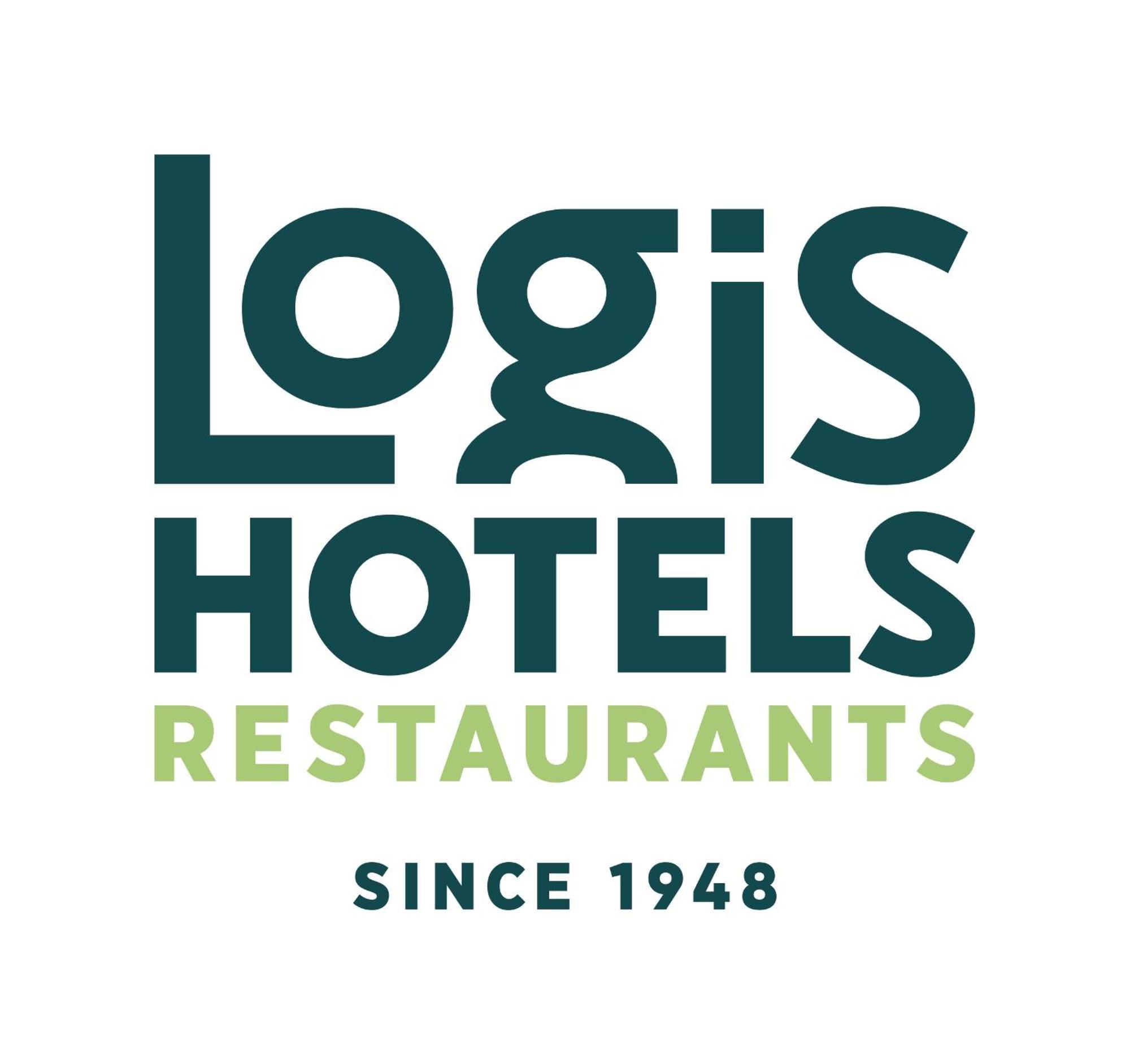 Logis Hotels - Au Poisson D'Argent - Hotel 3 Etoiles Et Restaurant Le Mesnil-en-Vallée Esterno foto